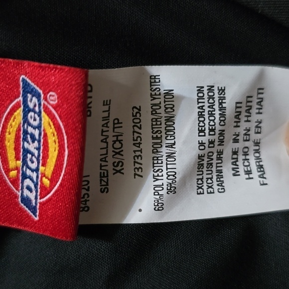 Dickies Women's Black V-Neck 2 Pocket Scrub Top Size XS NWT - Picture 6 of 10